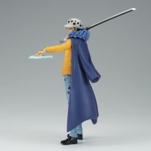 Load image into Gallery viewer, One Piece Trafalgar Law Grandline Series Extra DXF Statue
