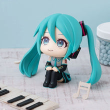 Load image into Gallery viewer, Vocaloid Hatsune Miku Look Up Series Statue
