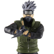 Load image into Gallery viewer, Naruto Shippuden - Kakashi Hatake 17cm Figure
